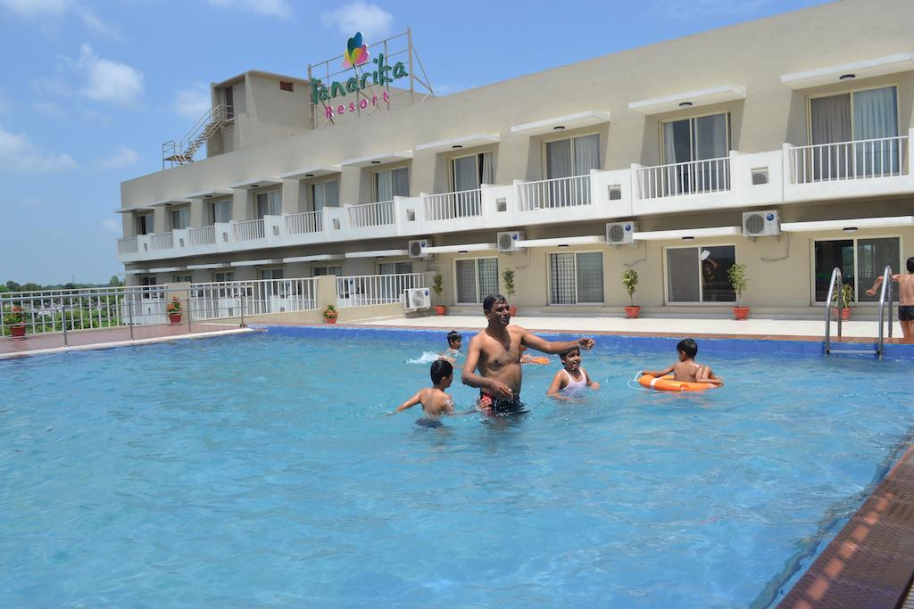 Tanarika Resort Bhusawal Ngoại thất bức ảnh